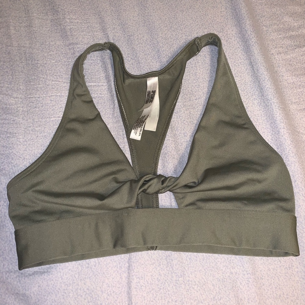 NWOT gym to swim top